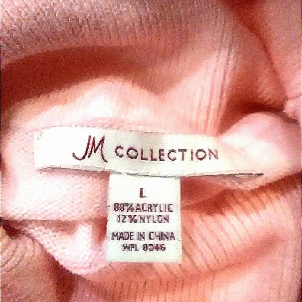 M Collection Turtle Neck - Picture 2 of 2